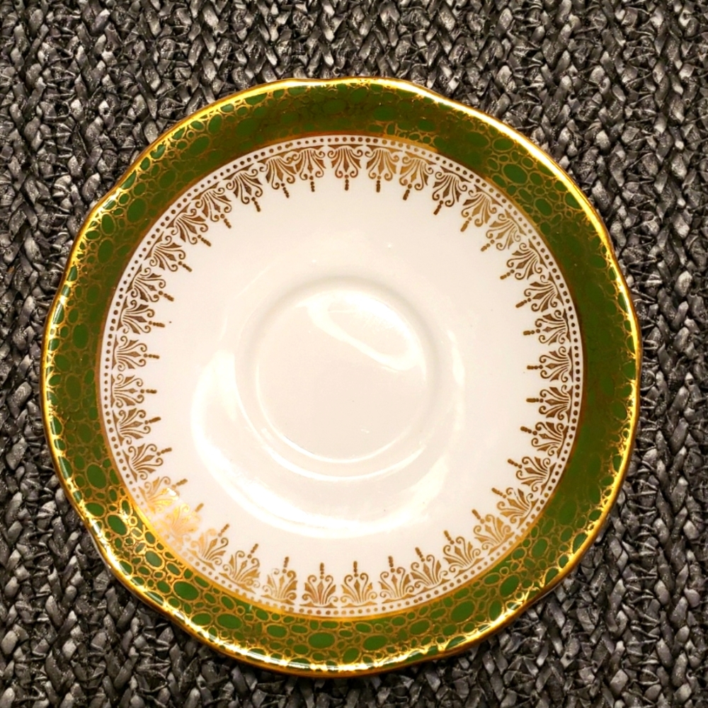 duchess bone china england winchester saucer gold and green replacement piece